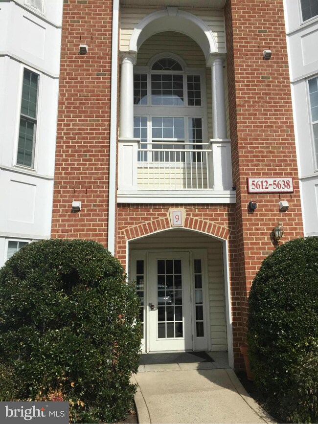 5624 Triplett Rd, Owings Mills, MD 21117 - photo 2