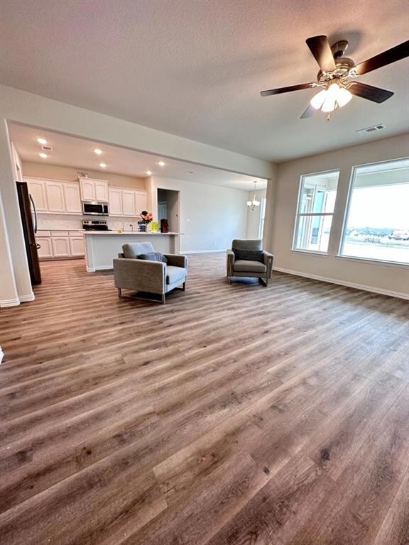 123 Hillock Ct, Decatur, TX 76234 - photo 4