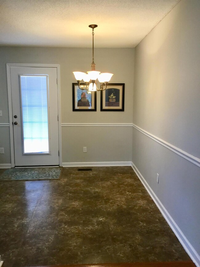 632 Meadowlark Dr, Shelbyville, TN 37160 - photo 5