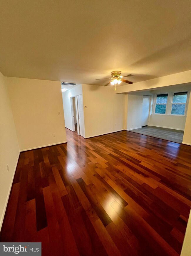 9625 Whiteacre Rd unit C2, Columbia, MD 21045 - photo 2