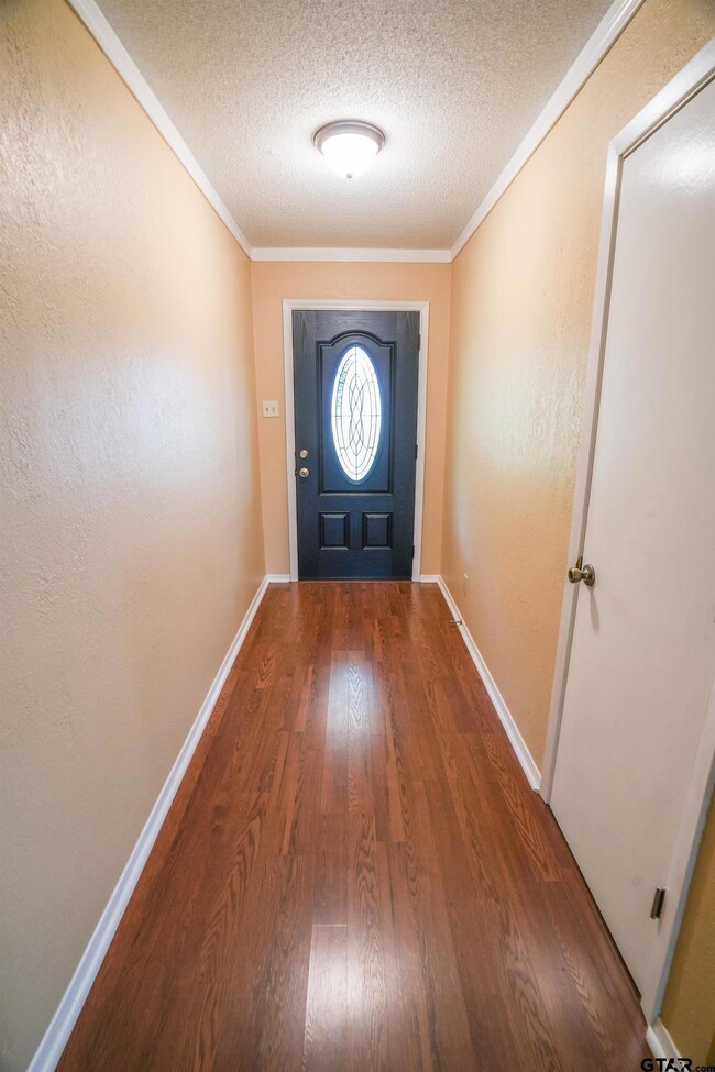 1212 Hampton Ln, Tyler, TX 75701 - photo 6