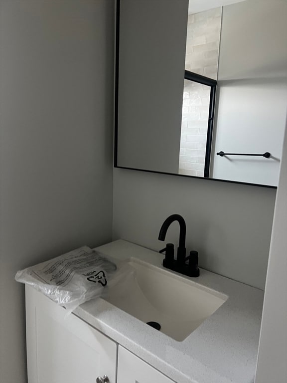 2039 Pleasant St unit 2, Fall River, MA 02723 - photo 5