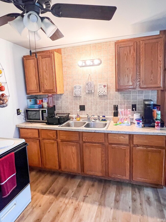 120 N Seminary St, Princeton, IN 47670 - photo 6