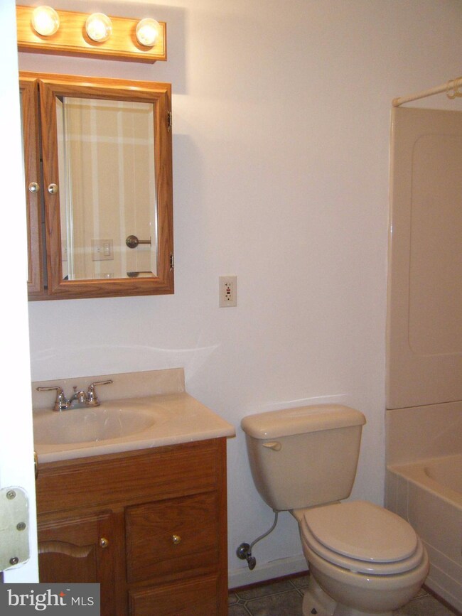 8037 Old Jessup Rd, Jessup, MD 20794 - photo 2