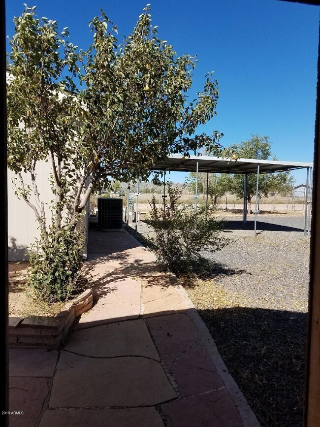 405 Bermuda Ln, Paulden, AZ 86334 - photo 6
