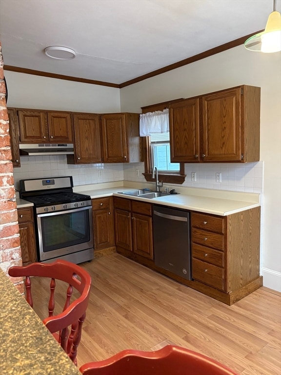 258 Elm St unit Rear, Amesbury, MA 01913 - photo 3