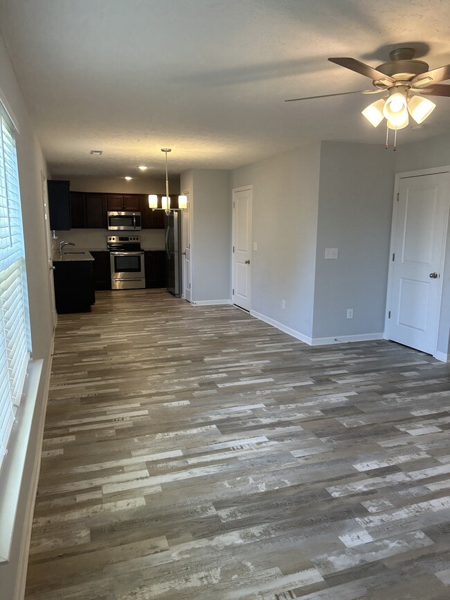 80 Timber Cir, Manchester, TN 37355 - photo 4