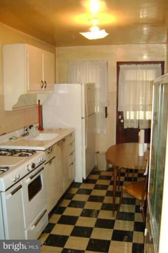 1013 Church St, Brooklyn, MD 21225 - photo 4