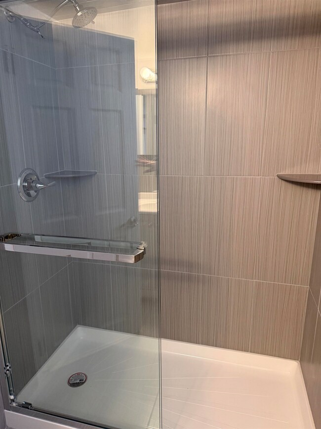 290 Paterson Plank Rd unit 1, Jersey City, NJ 07307 - photo 5