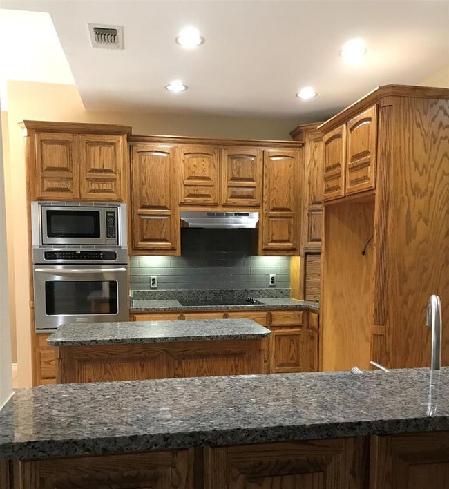 207 Oak Estates Rd, Pottsboro, TX 75076 - photo 5