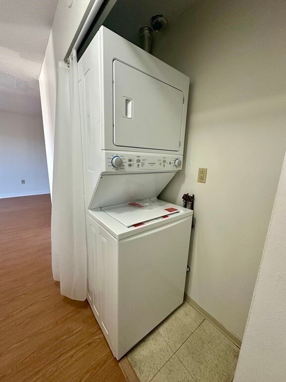 Seawinds Condomimiuns unit 812, Quincy, MA 02171 - photo 4