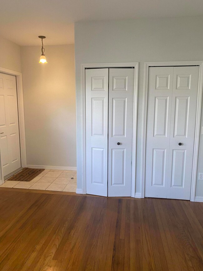 entry/WD closet/Storage closet