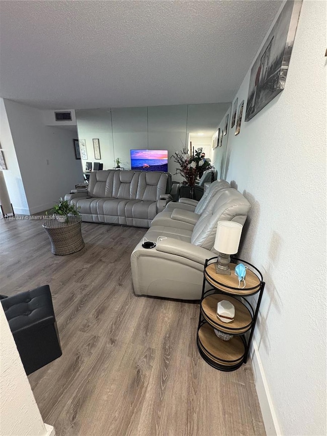 30 E 39th St unit 325, Hialeah, FL 33013 - photo 3