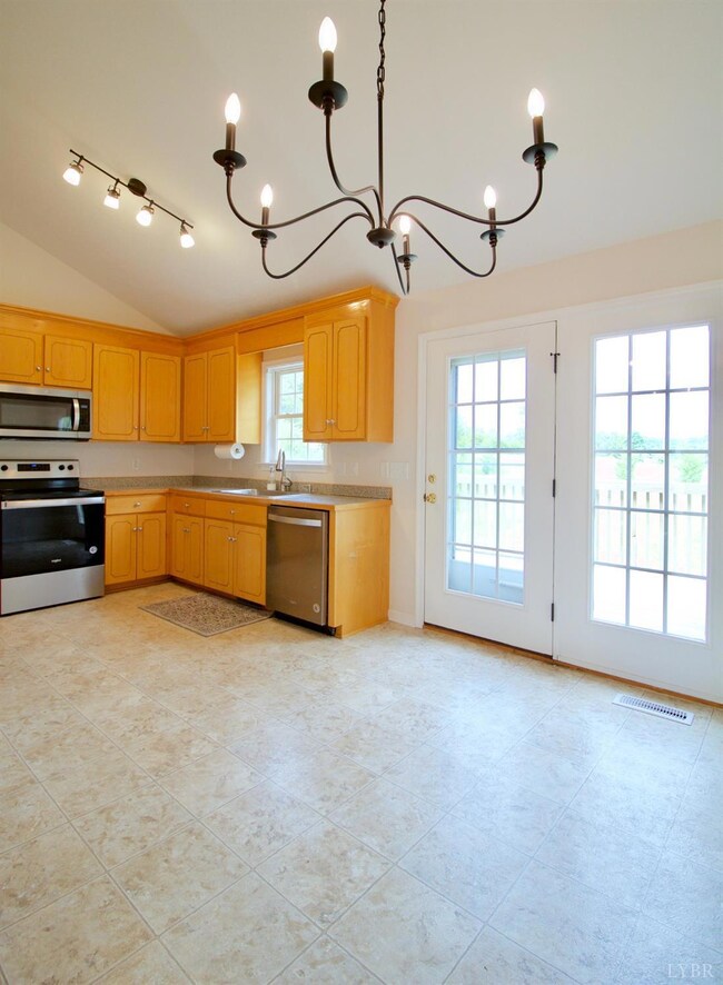 69 Russell Springs Dr, Lynchburg, VA 24501 - photo 7