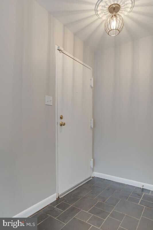 8850 Spiral Cut unit L, Columbia, MD 21045 - photo 4