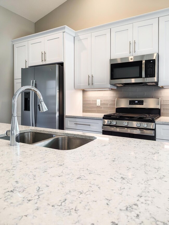 Trillium-108-Kitchen-Sink-Vertical