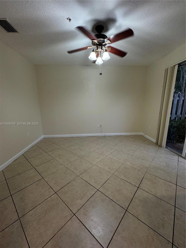 12440 Emerald Creek Manor unit 17, Davie, FL 33325 - photo 3