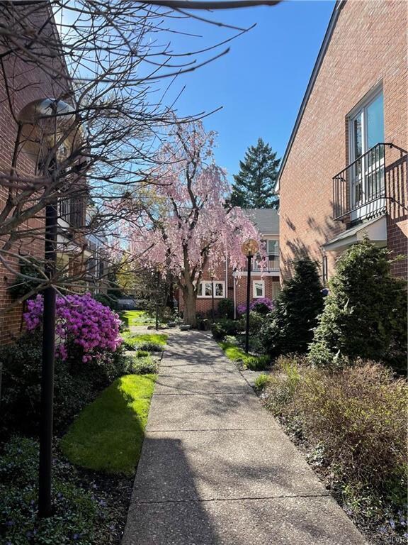 135 E Market St unit C1, Bethlehem, PA 18018 - photo 3