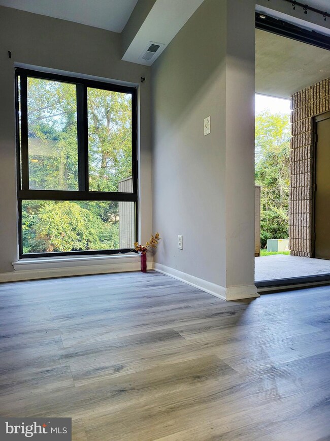 5915 Tamar Dr unit 3, Columbia, MD 21045 - photo 6