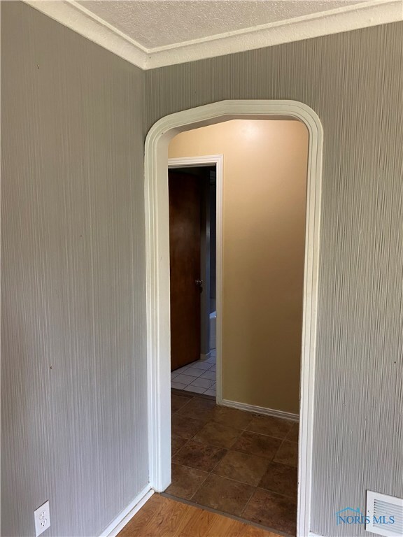 Hallway to Bathroom, 2 BR's & Utility/Laundry Room