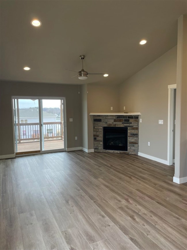 3155 Lampe Ln unit D, Coralville, IA 52317 - photo 7