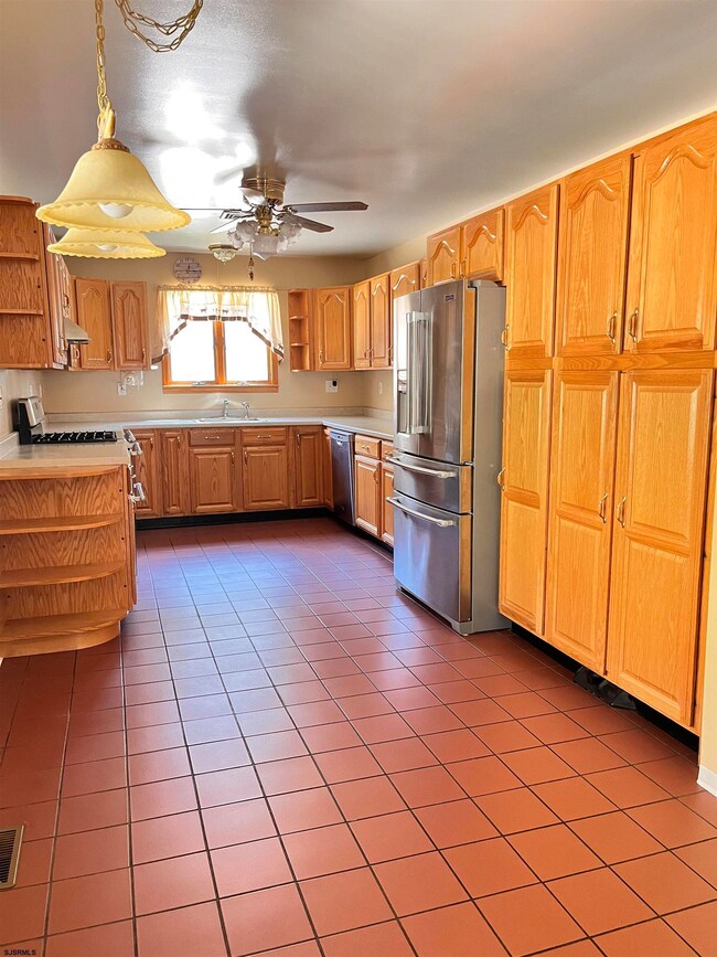 625 Great Creek Rd, Galloway, NJ 08205 - photo 6