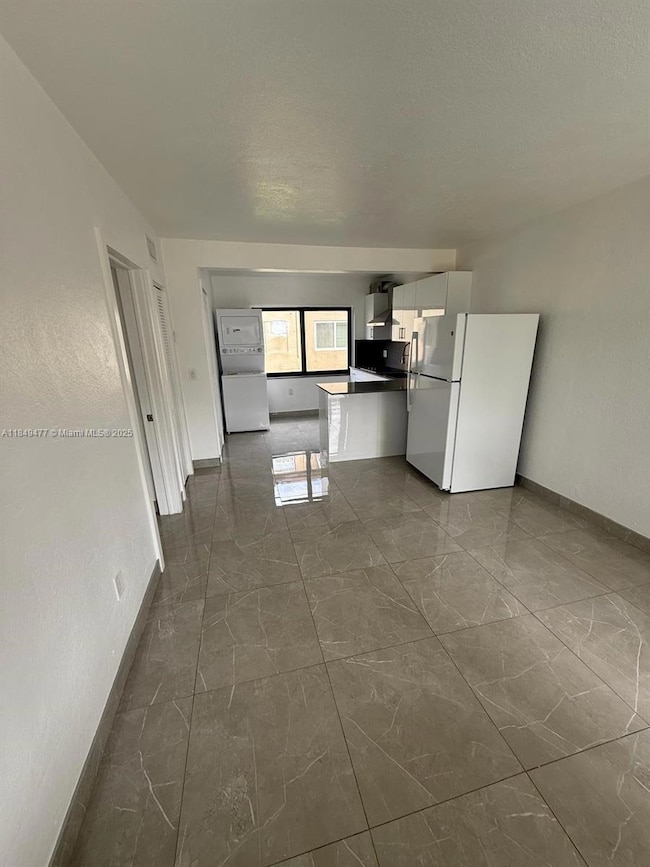 351 E 4th Ave unit 4, Hialeah, FL 33010 - photo 3