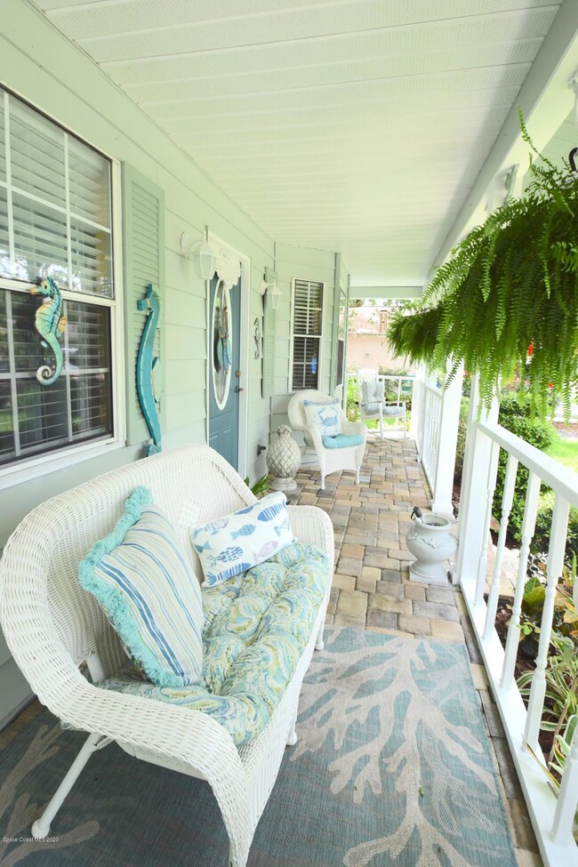 front porch 4