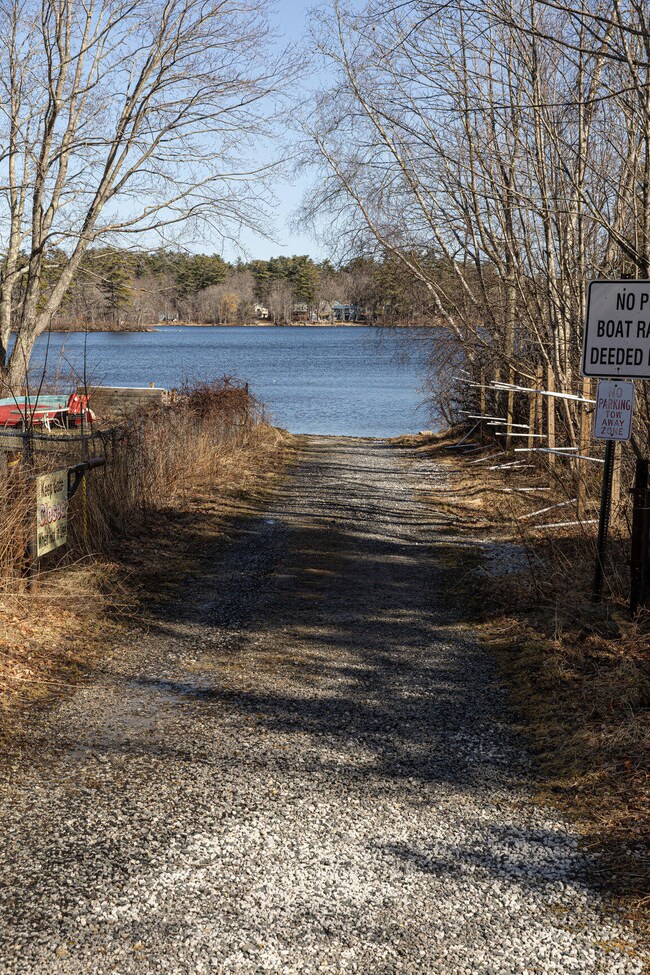 12 Pilgrim Ln, Windham, ME 04062 - photo 5