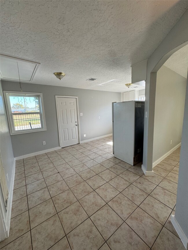 2101 Maury St unit A, Houston, TX 77026 - photo 6