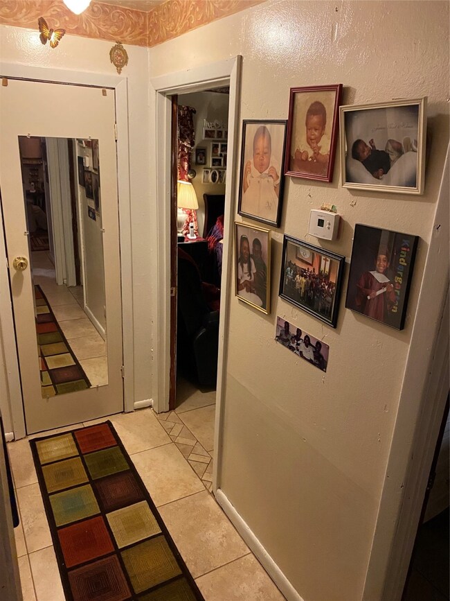 7209 Bretshire Dr, Houston, TX 77016 - photo 6