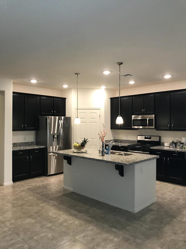 8884 E Abrams Loop, Tucson, AZ 85710 - photo 3