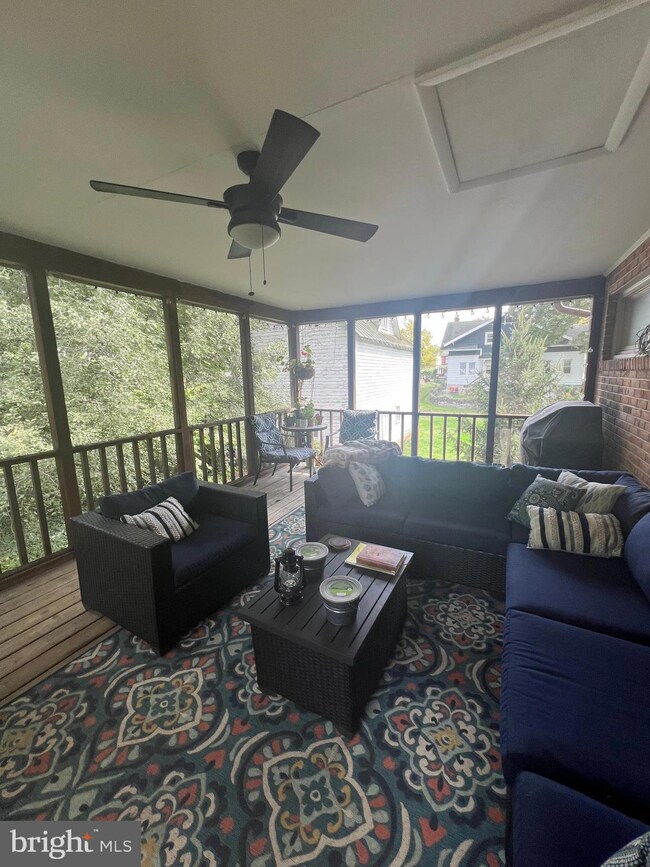 310 Mosby St, Winchester, VA 22601 - photo 3