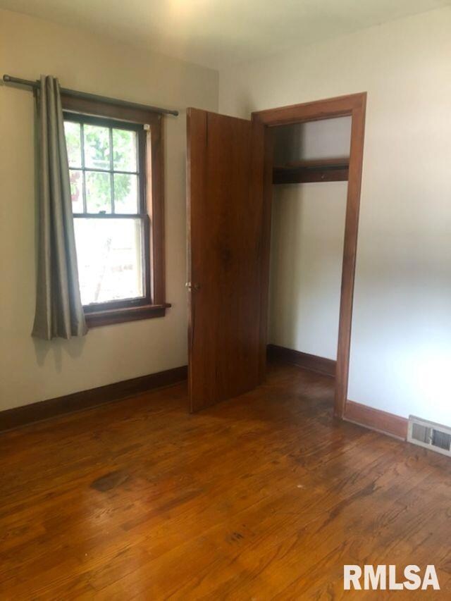 1728 E Locust St unit A, Davenport, IA 52803 - photo 6