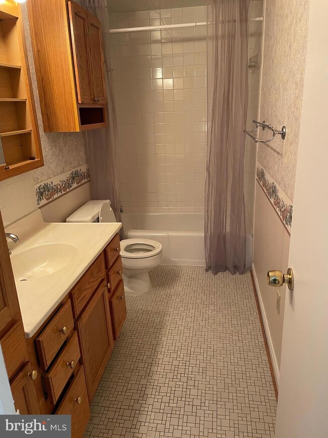 5733 N Kings Hwy unit 355, Alexandria, VA 22303 - photo 6