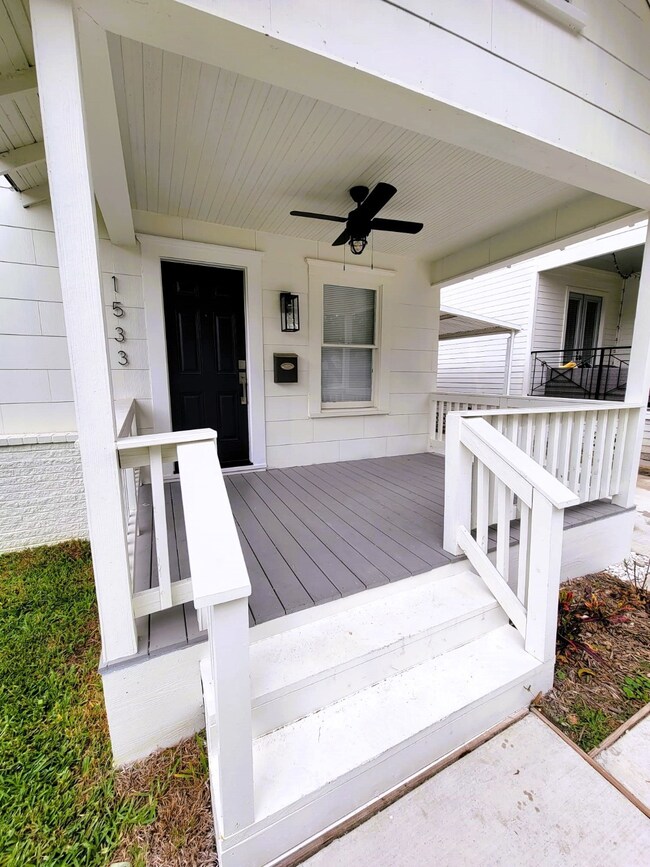 1533 Harvard St, Houston, TX 77008 - photo 3