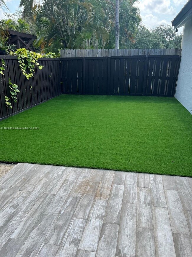 8848 NW 188th St, Hialeah, FL 33018 - photo 5