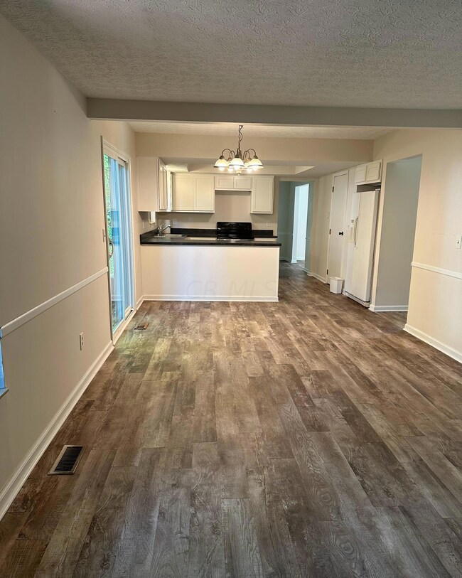 Family Room Kitchen