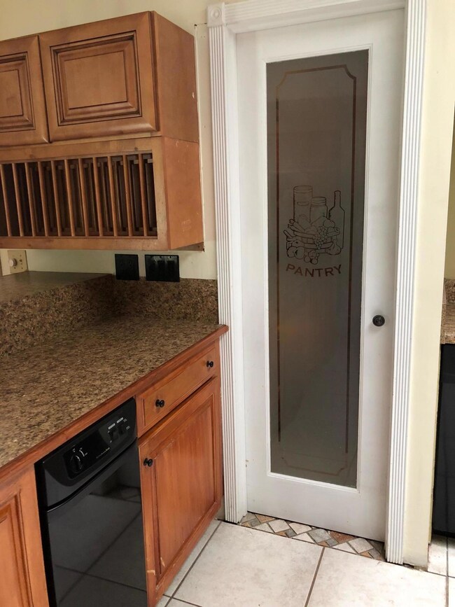 536 SW Undallo Rd, Port Saint Lucie, FL 34953 - photo 5