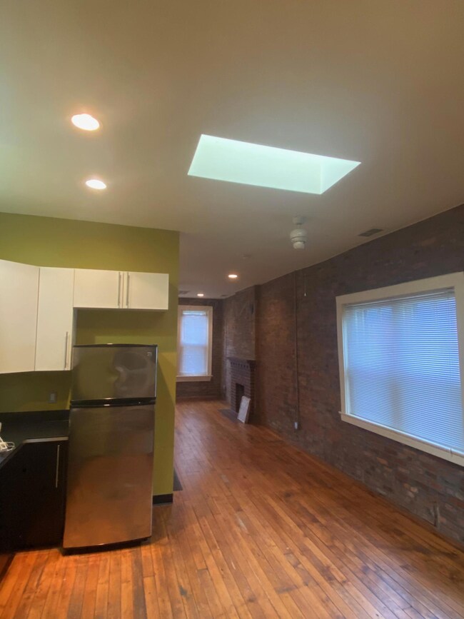 866 S 3rd St, Columbus, OH 43206 - photo 4