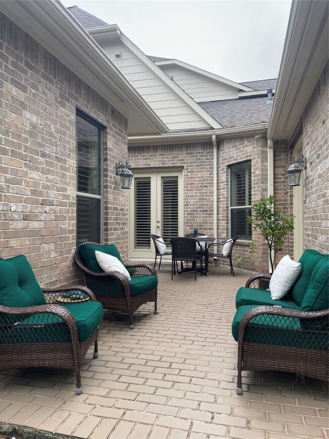 Amazing courtyard space