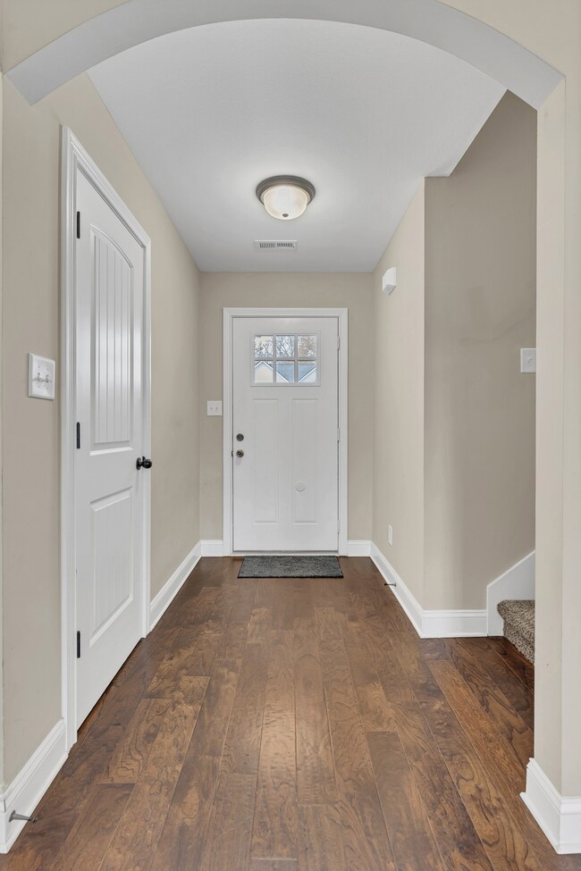 2361 Colston Dr, Clarksville, TN 37042 - photo 6