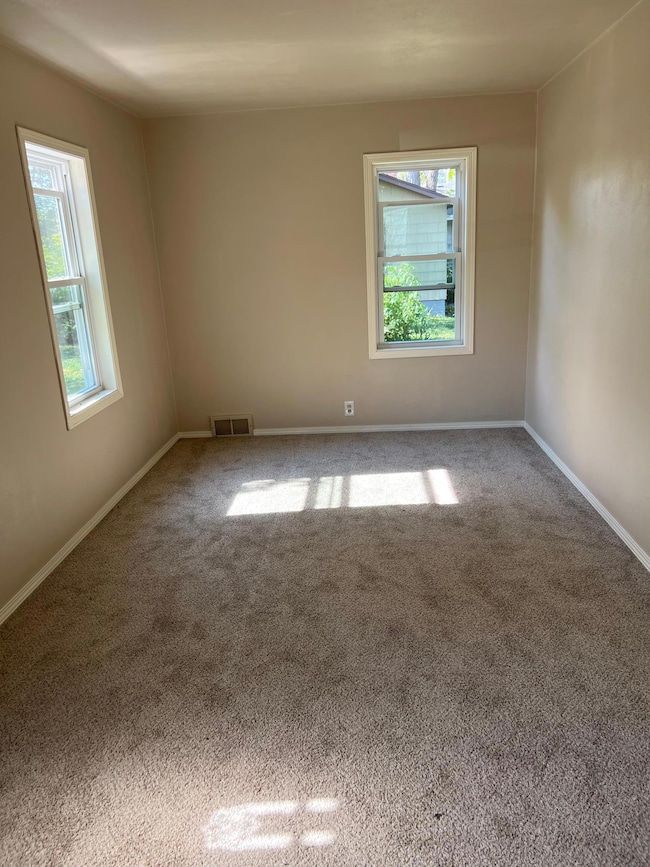 3211 9th St N, Saint Cloud, MN 56303 - photo 2