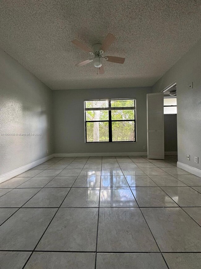 1720 Windorah Way unit H, West Palm Beach, FL 33411 - photo 6