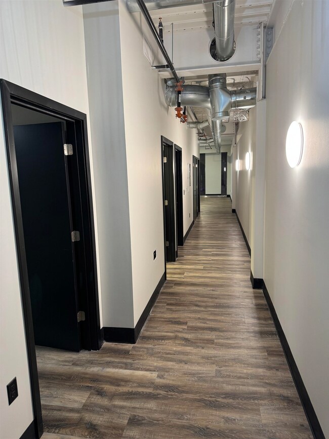 200 W College Ave unit 205, Appleton, WI 54911 - photo 7