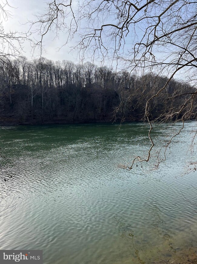 5624 Mose Cir, Sharpsburg, MD 21782 - photo 4