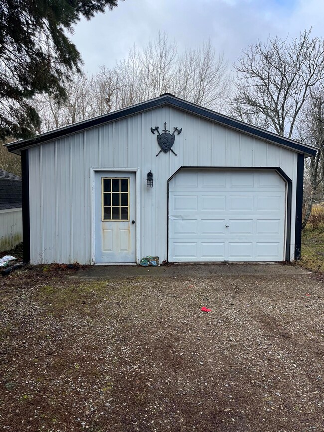 8153 Maple St, Vanderbilt, MI 49795 - photo 6