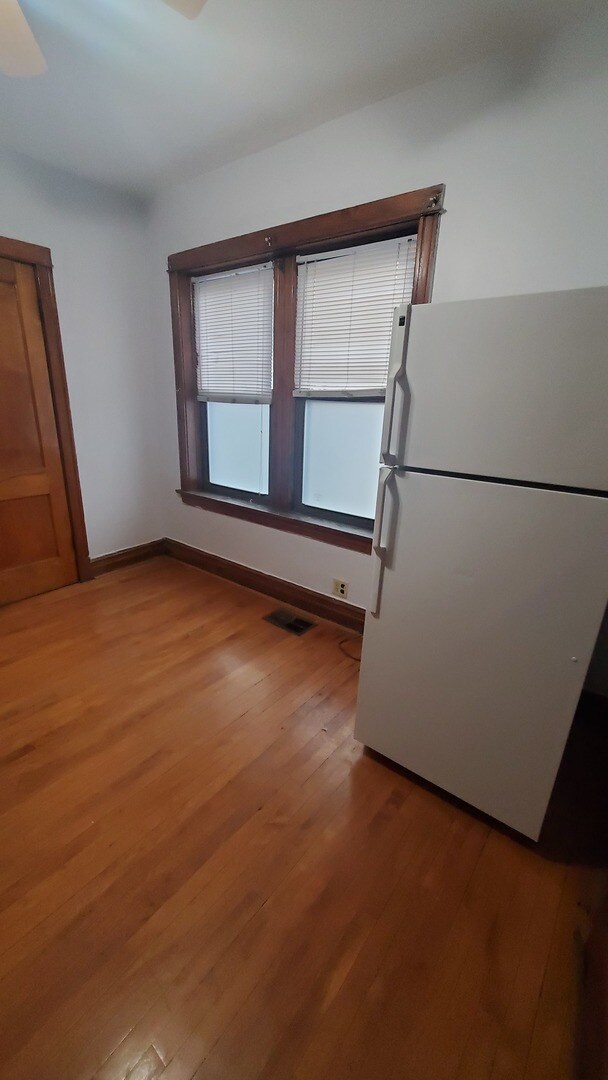 1048 N Leavitt St unit 1R, Chicago, IL 60622 - photo 3