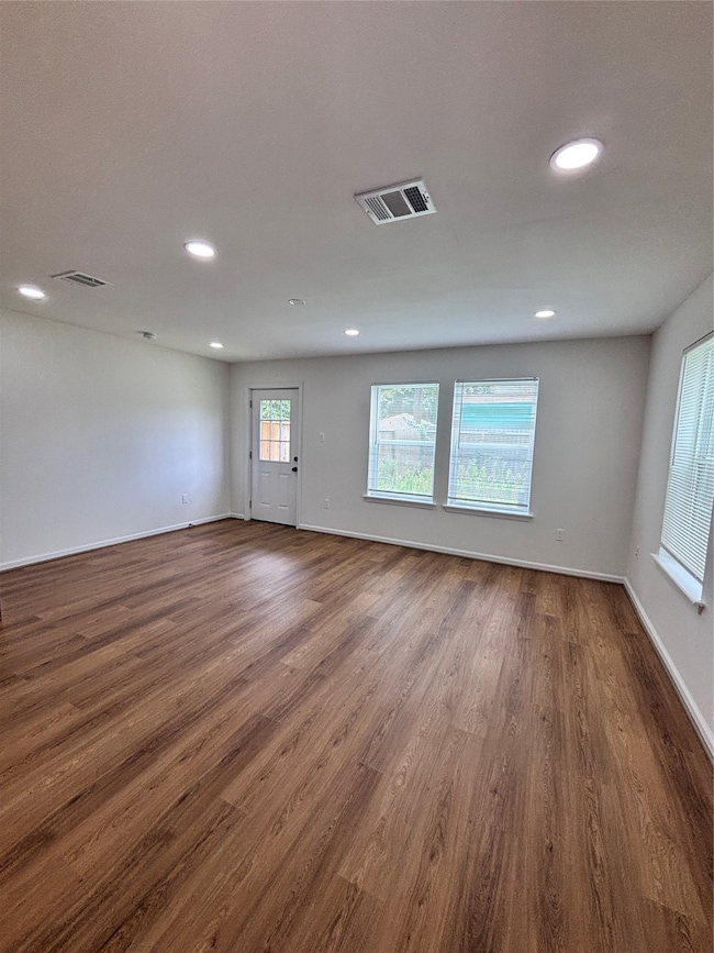 9913 Porto Rico Rd unit B, Houston, TX 77041 - photo 4