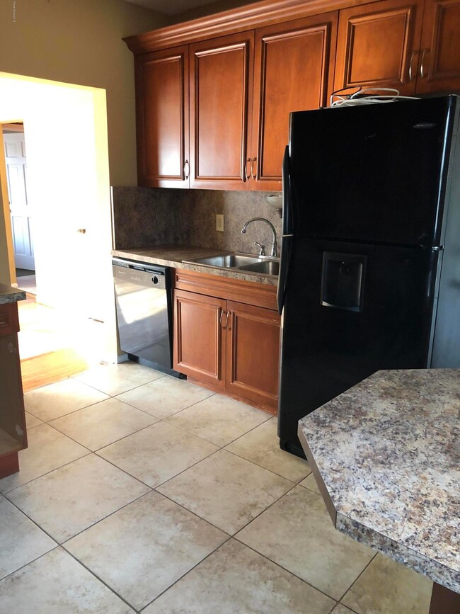 255C2B0F-F9C1-46E3-90E9-CA8AE7A20783